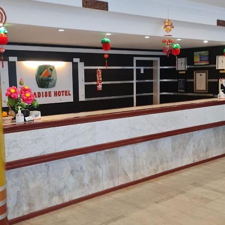 Paradise Hotel Tanjung Pinang Esterno foto