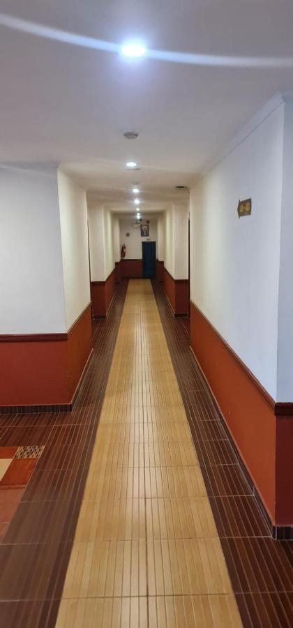 Paradise Hotel Tanjung Pinang Esterno foto