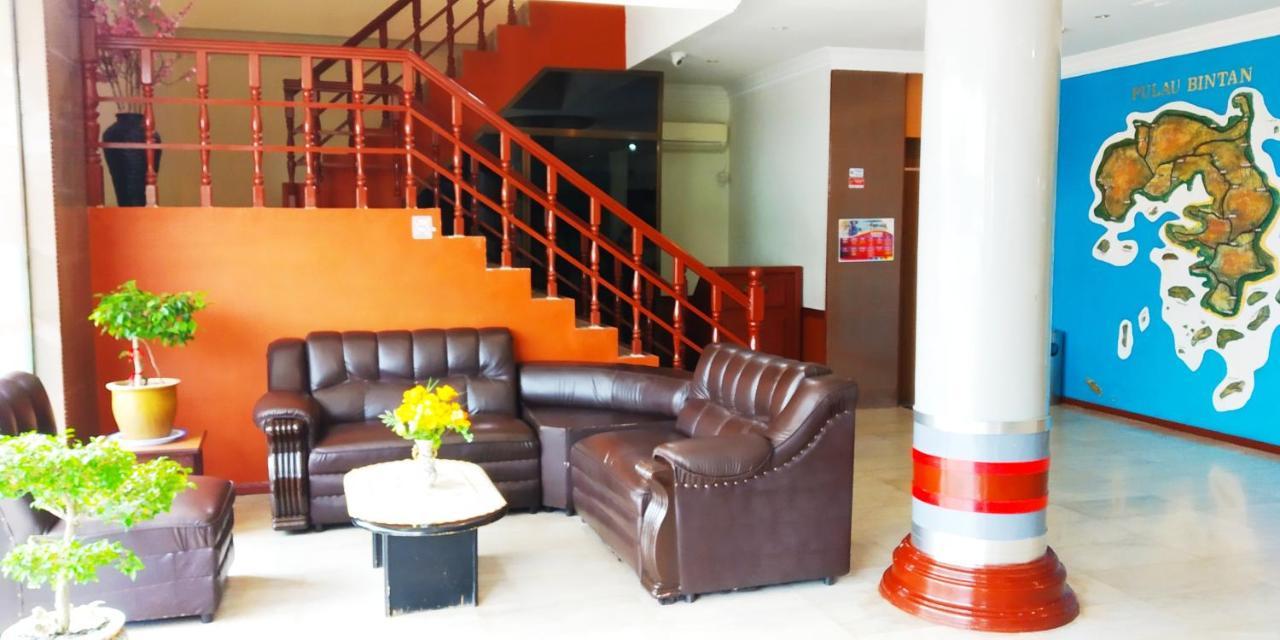 Paradise Hotel Tanjung Pinang Esterno foto